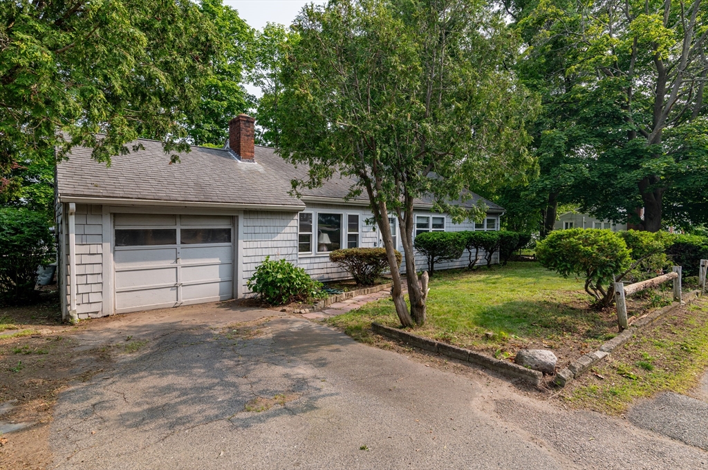 397 Elm St