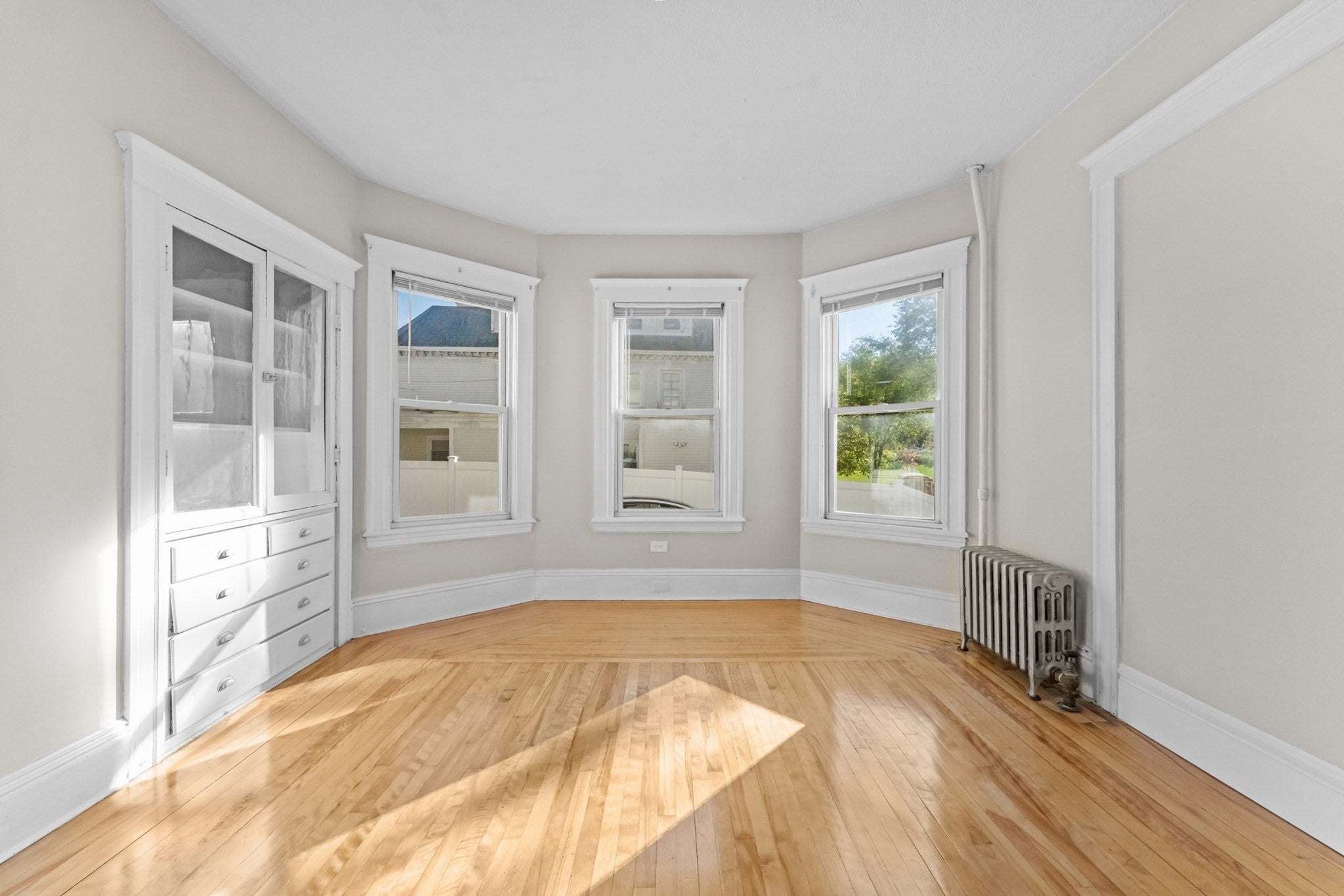 2 Haviland ST #1, Worcester, MA Photo #2