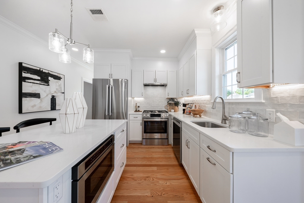18-20 Sheridan Avenue