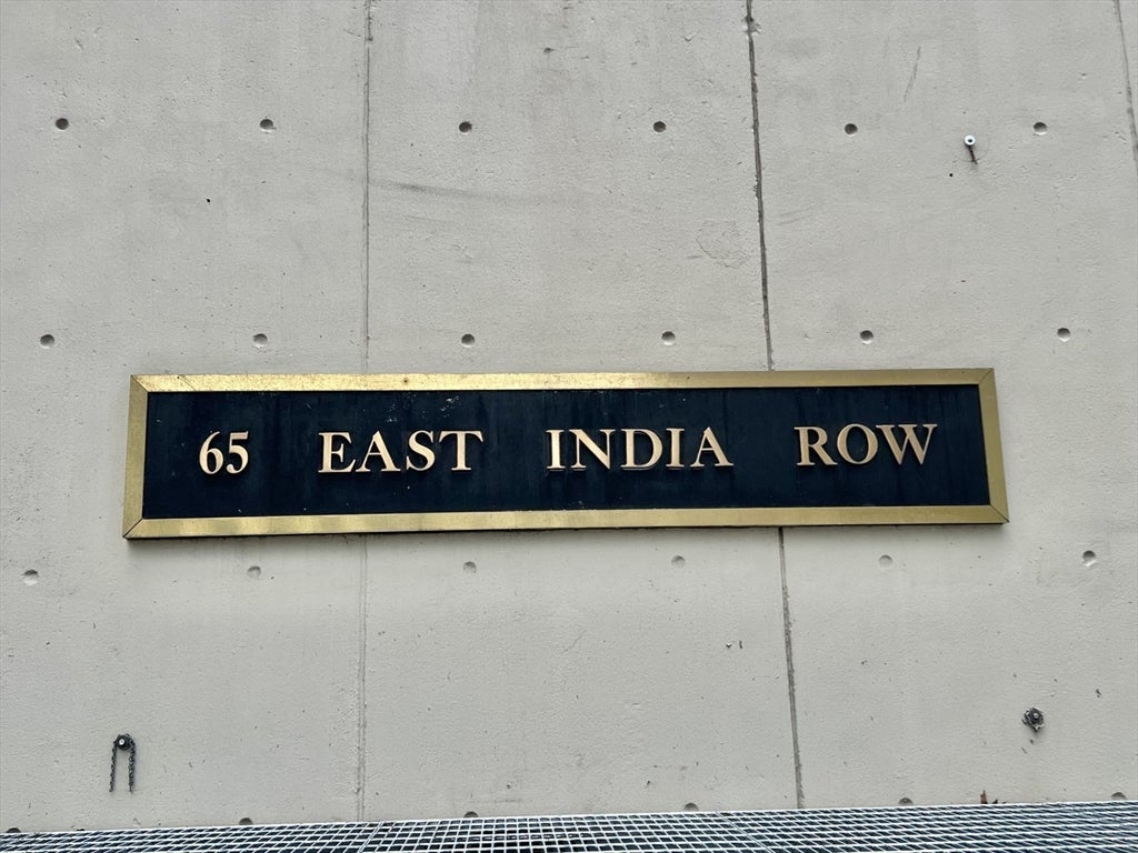 65 E India Row