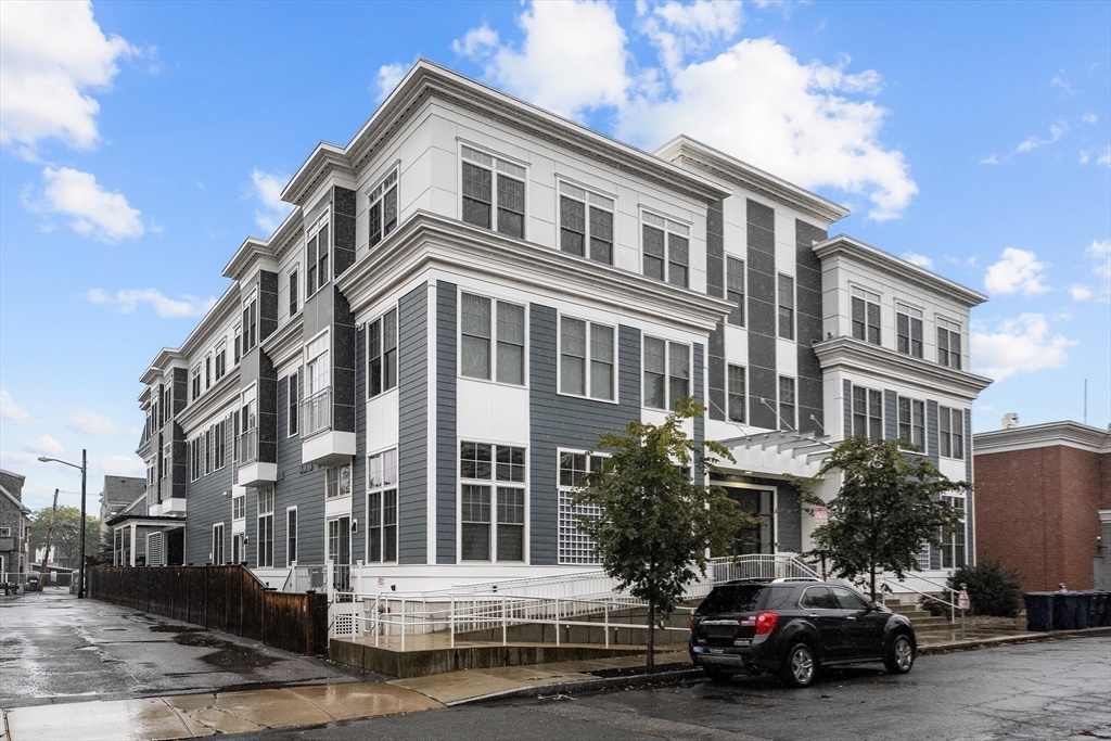 353 Summer St #310, Somerville, MA Photo #2