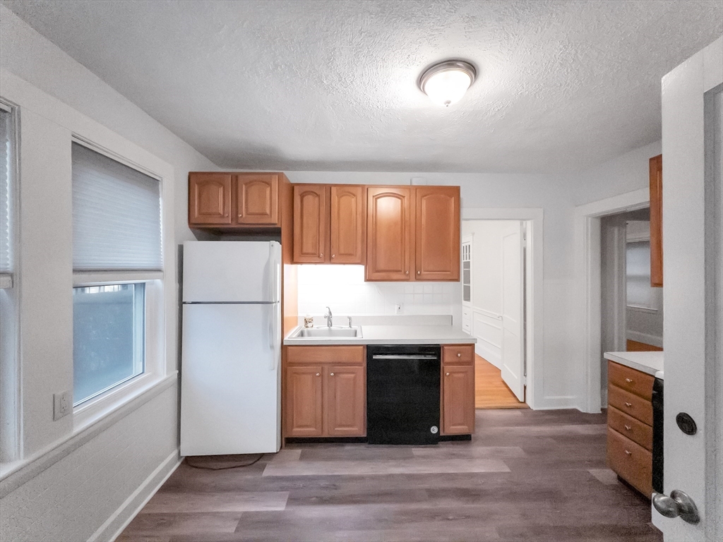 21 Bradwood Street 1