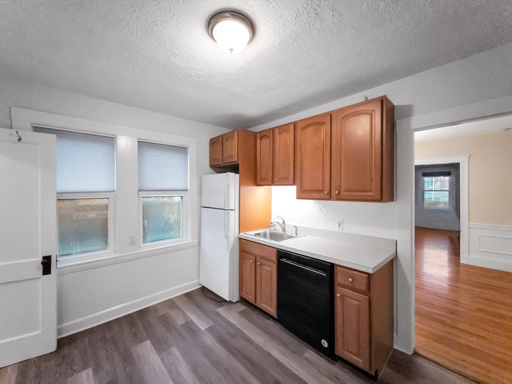 21 Bradwood Street 1