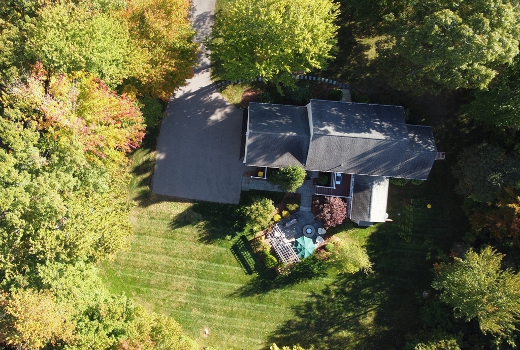 Franklin, Massachusetts 02038, United States, 5 Bedrooms Bedrooms, ,4 BathroomsBathrooms,Residential,Pending,78005