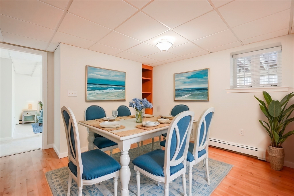 Franklin, Massachusetts 02038, United States, 5 Bedrooms Bedrooms, ,4 BathroomsBathrooms,Residential,Pending,78005