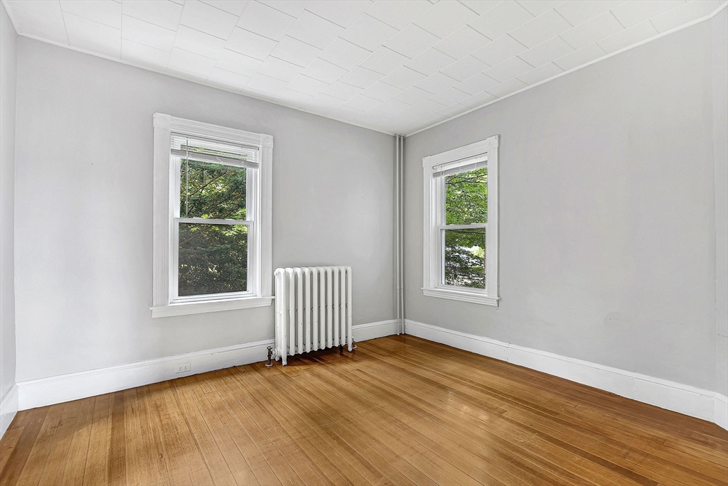 Needham, Massachusetts 02492, United States, 3 Bedrooms Bedrooms, ,1 BathroomBathrooms,Residential,Active,156430