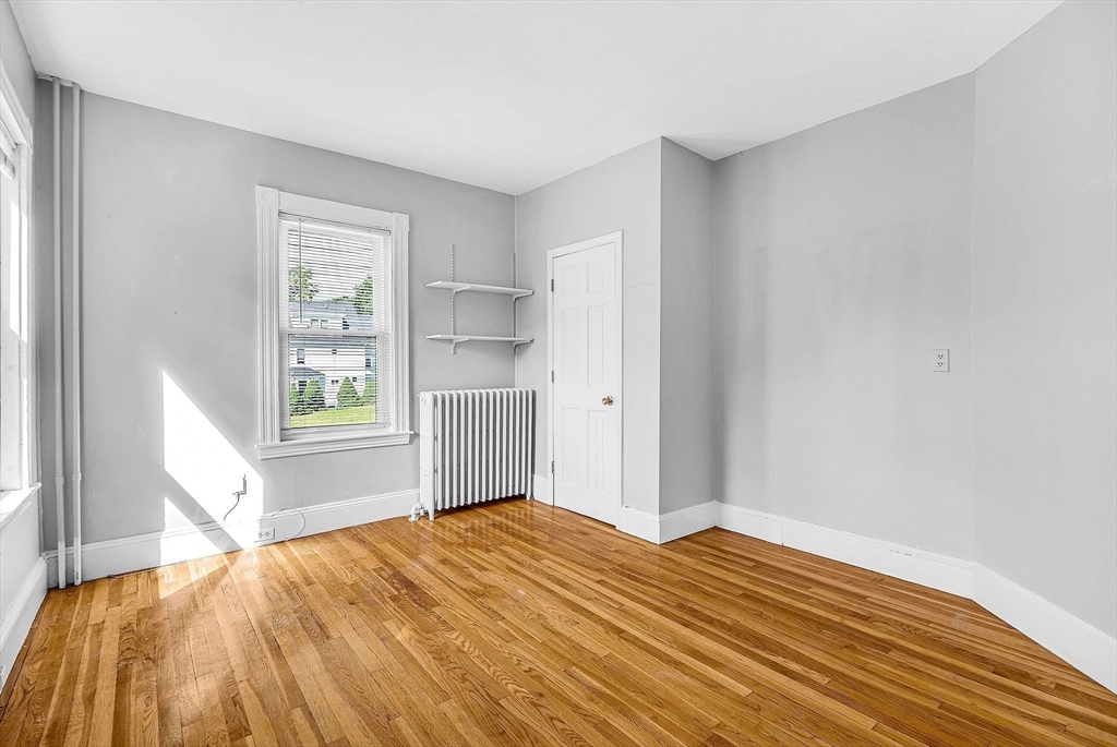 Needham, Massachusetts 02492, United States, 3 Bedrooms Bedrooms, ,1 BathroomBathrooms,Residential,Active,156430