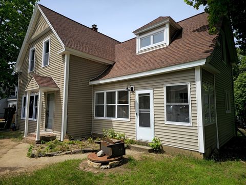 Photo of 13 Prospect Street, Templeton, MA 01133 (MLS # 73523011)