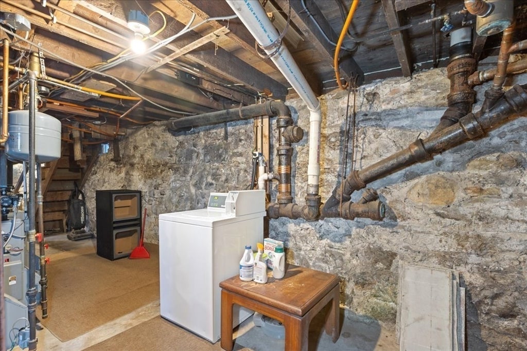 14 Atkinson St, Lawrence, MA, 14 Atkinson St, Lawrence, MA Photo #33