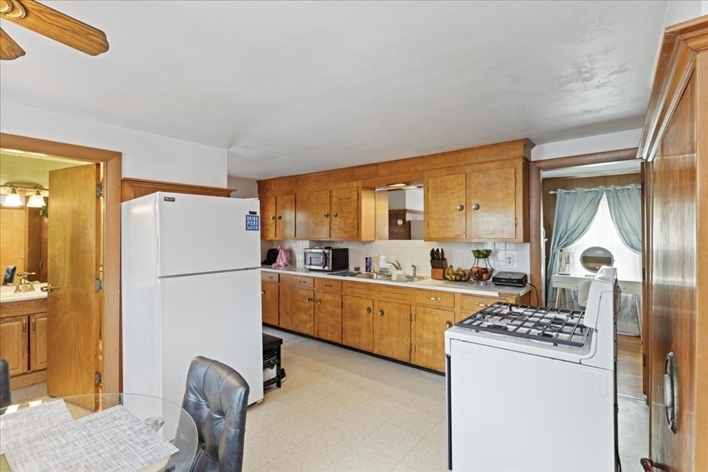 14 Atkinson St, Lawrence, MA, 14 Atkinson St, Lawrence, MA Photo #15