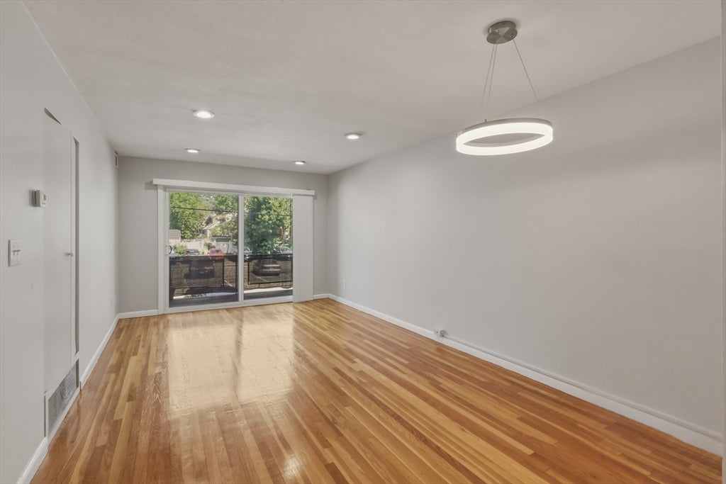 800 Hyde Park Ave #15, Boston, MA, 800 Hyde Park Ave #15, Boston, MA Photo #1
