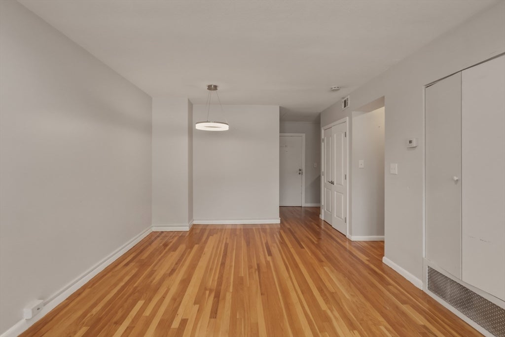 800 Hyde Park Ave #15, Boston, MA, 800 Hyde Park Ave #15, Boston, MA Photo #6