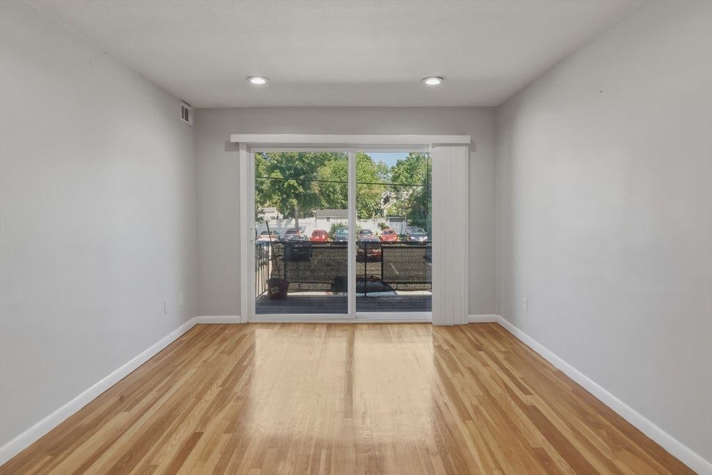 800 Hyde Park Ave #15, Boston, MA, 800 Hyde Park Ave #15, Boston, MA Photo #4