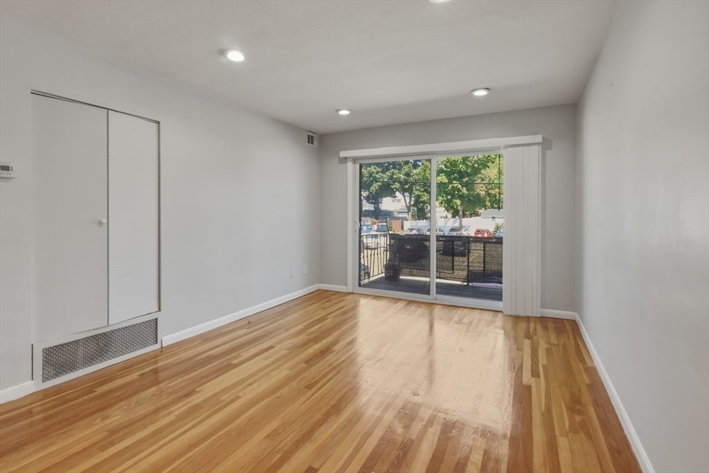 800 Hyde Park Ave #15, Boston, MA, 800 Hyde Park Ave #15, Boston, MA Photo #2
