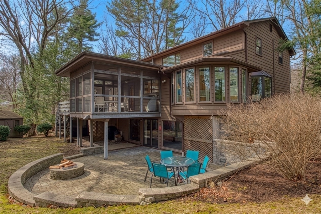 18 Mallard Drive
