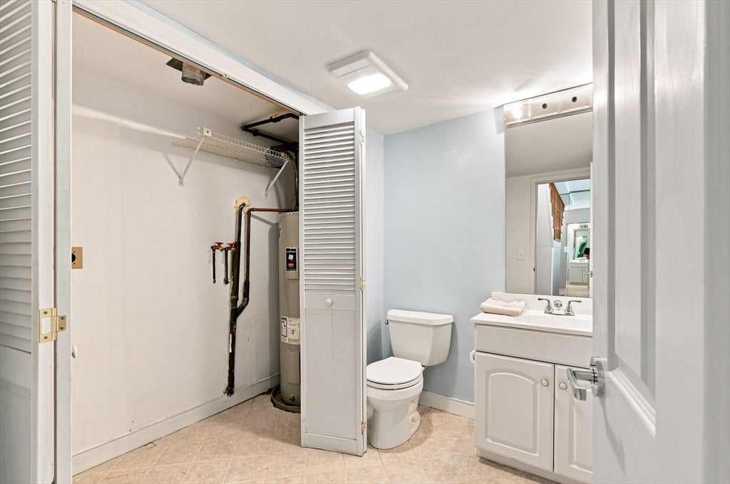55 Tall Oaks Drive #L8, Weymouth, MA Photo #15