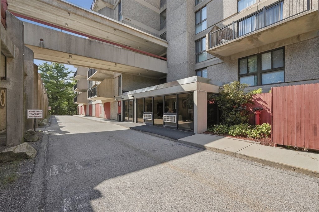 55 Tall Oaks Drive #L8, Weymouth, MA Photo #27