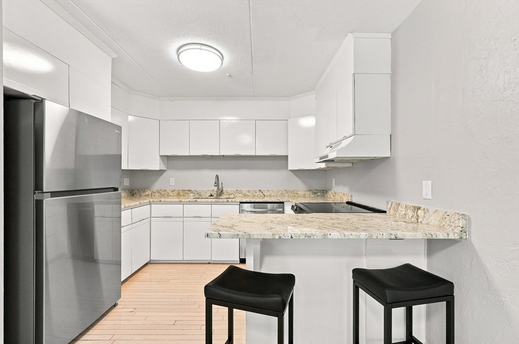 55 Tall Oaks Drive #L8, Weymouth, MA Photo #8