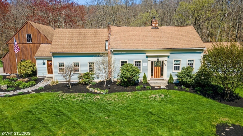 82 Chestnut Hill Rd