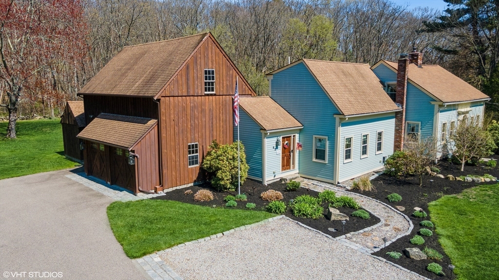 82 Chestnut Hill Rd