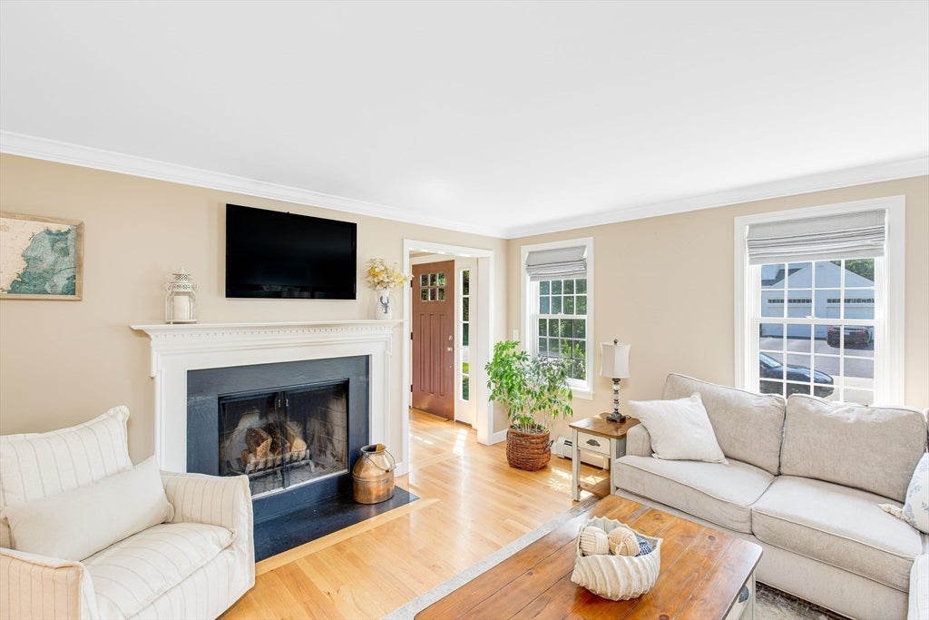 5 Virginia Avenue, Newburyport, MA, 5 Virginia Avenue, Newburyport, MA Photo #8