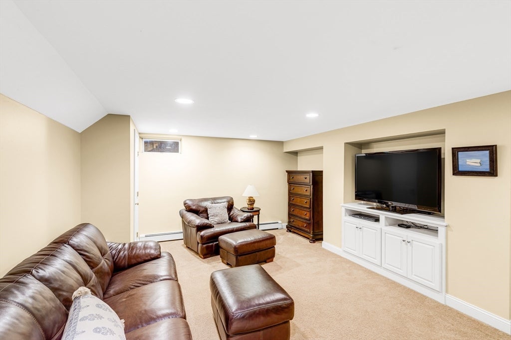 5 Virginia Avenue, Newburyport, MA, 5 Virginia Avenue, Newburyport, MA Photo #25