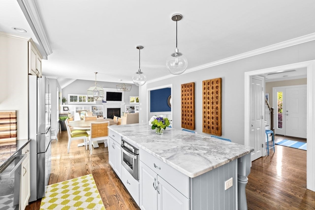10 Evangeline Dr