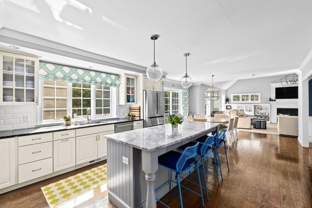 10 Evangeline Dr