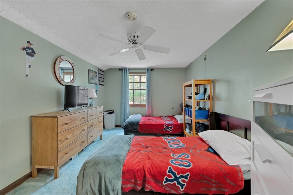 86 Edgewater Dr, Pembroke, MA, 86 Edgewater Dr, Pembroke, MA Photo #23