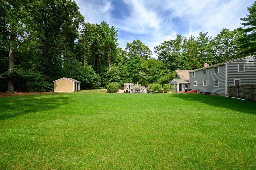 86 Edgewater Dr, Pembroke, MA, 86 Edgewater Dr, Pembroke, MA Photo #33