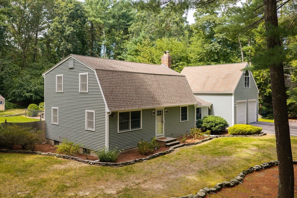 86 Edgewater Dr, Pembroke, MA, 86 Edgewater Dr, Pembroke, MA Photo #4