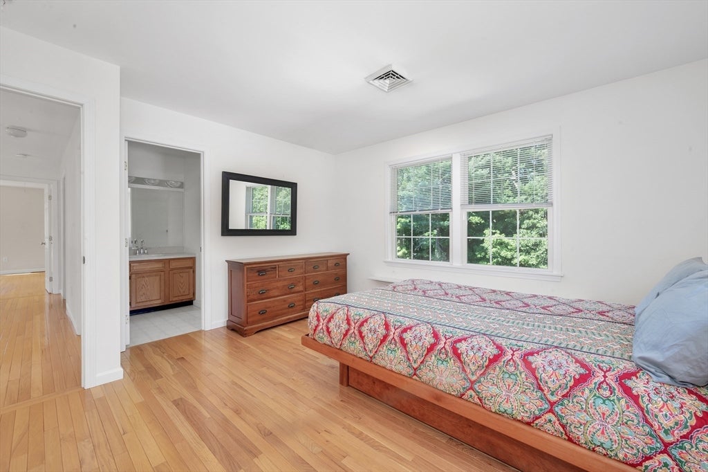 22 Winter St, Holbrook, MA, 22 Winter St, Holbrook, MA Photo #25