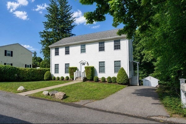 22 Winter St, Holbrook, MA, 22 Winter St, Holbrook, MA Photo #2