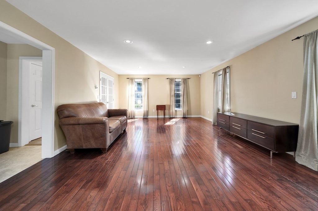 22 Winter St, Holbrook, MA, 22 Winter St, Holbrook, MA Photo #14