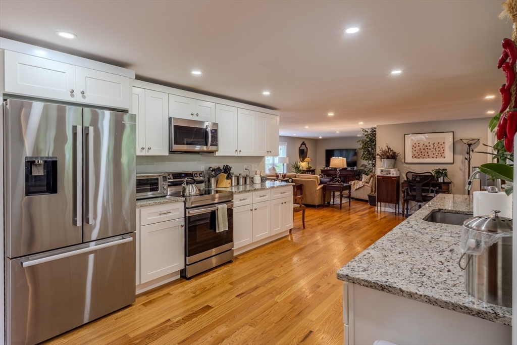 39 Sunset Dr