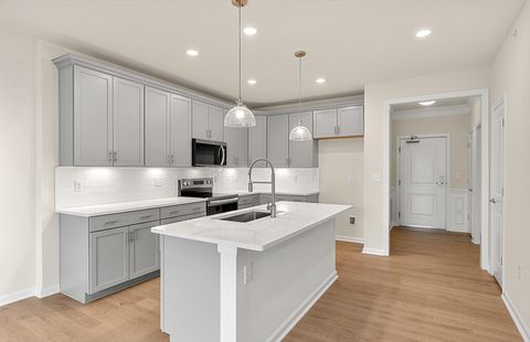 320 Martins Landing Way 103 North Reading MA 01864