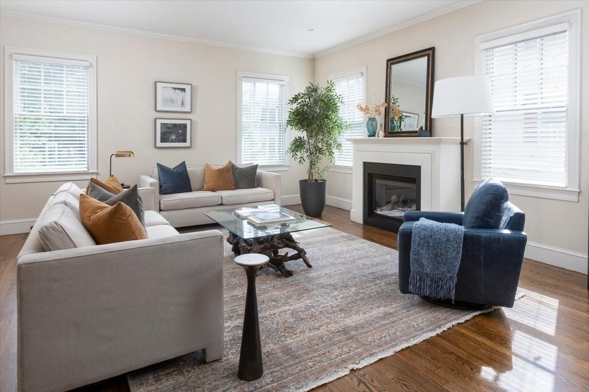 17 Davis Ave #1, Brookline, MA, 17 Davis Ave #1, Brookline, MA Photo #2