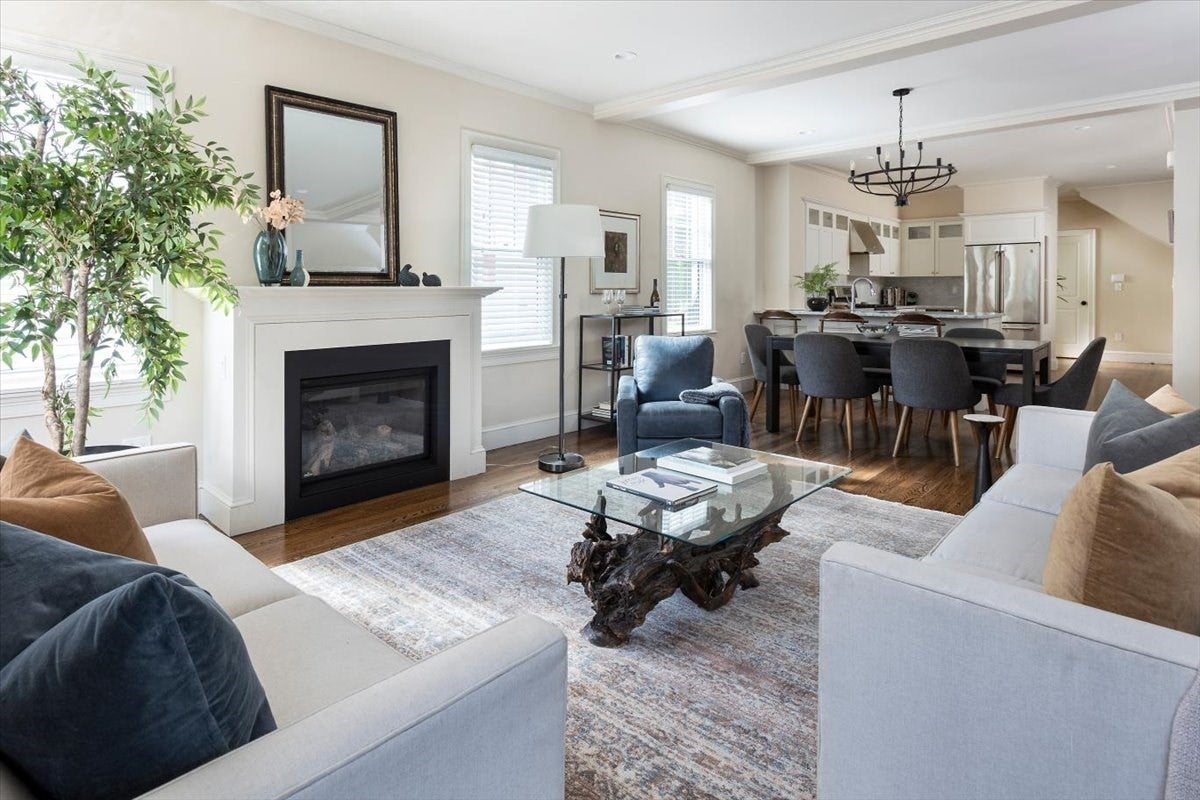 Photo of 17 Davis Ave, Brookline, MA
