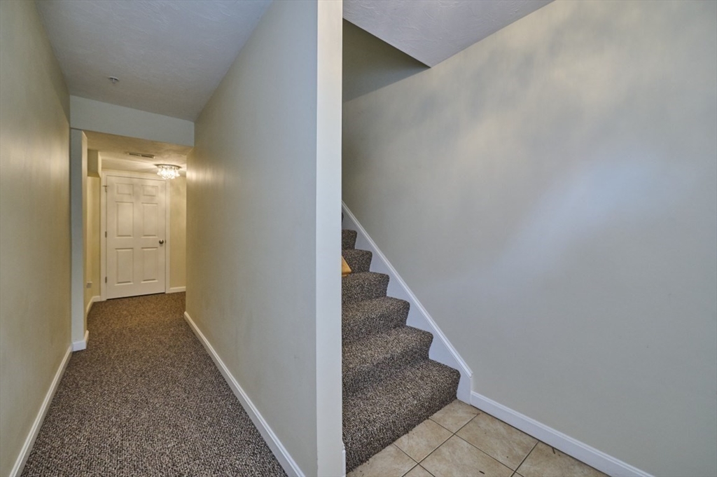 1975 Middlesex St 51