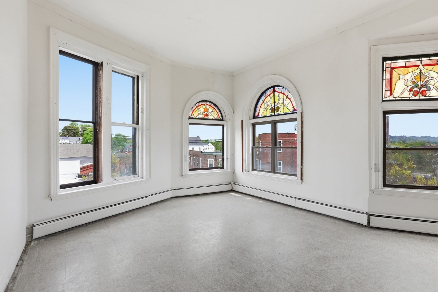 45 Main St 10