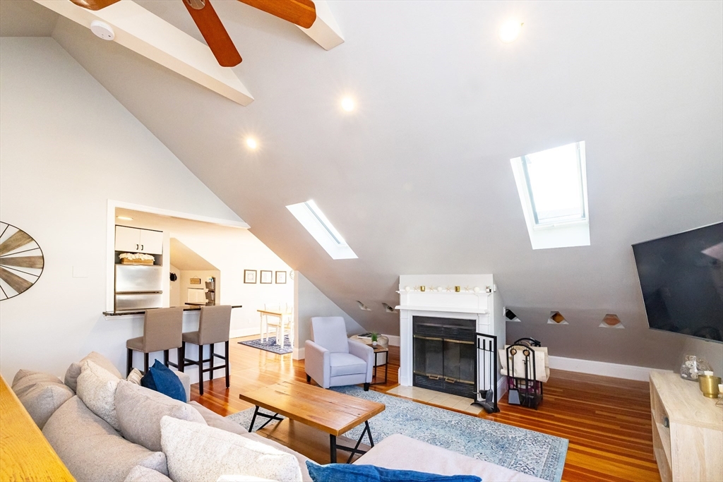 345 Ashmont St 3