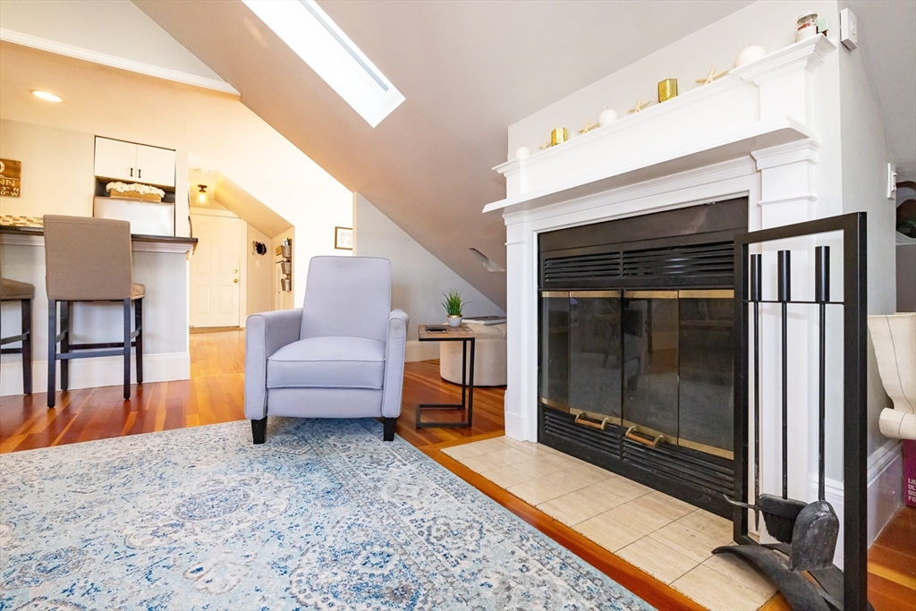 345 Ashmont St 3