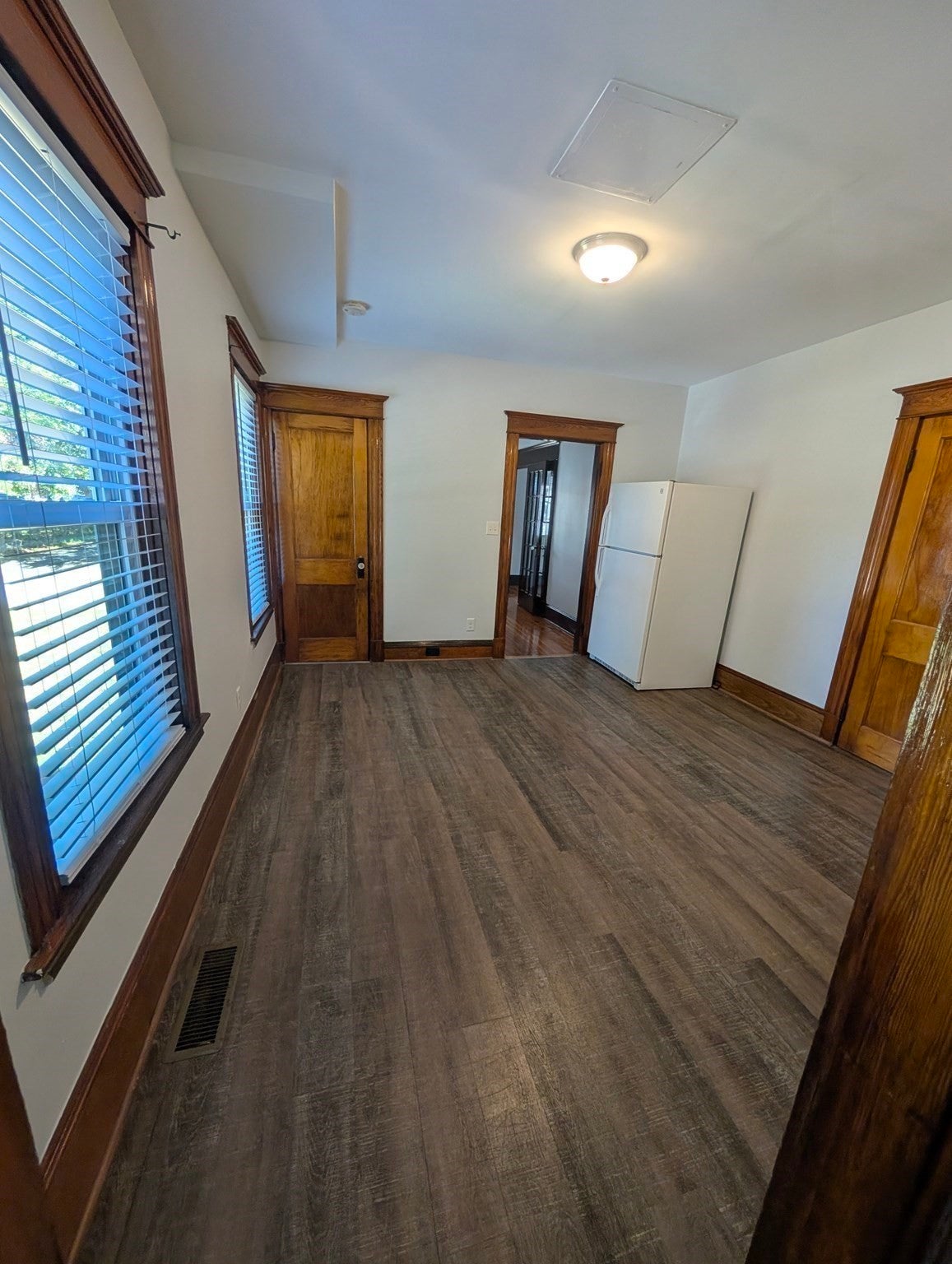 8 Howard Ave 1