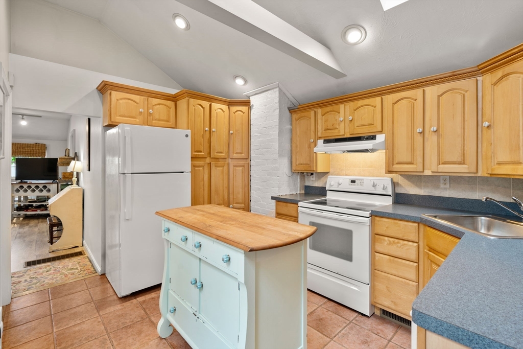47 Chippewa Dr