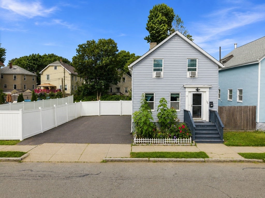 Photo of 189 Park St, New Bedford, MA