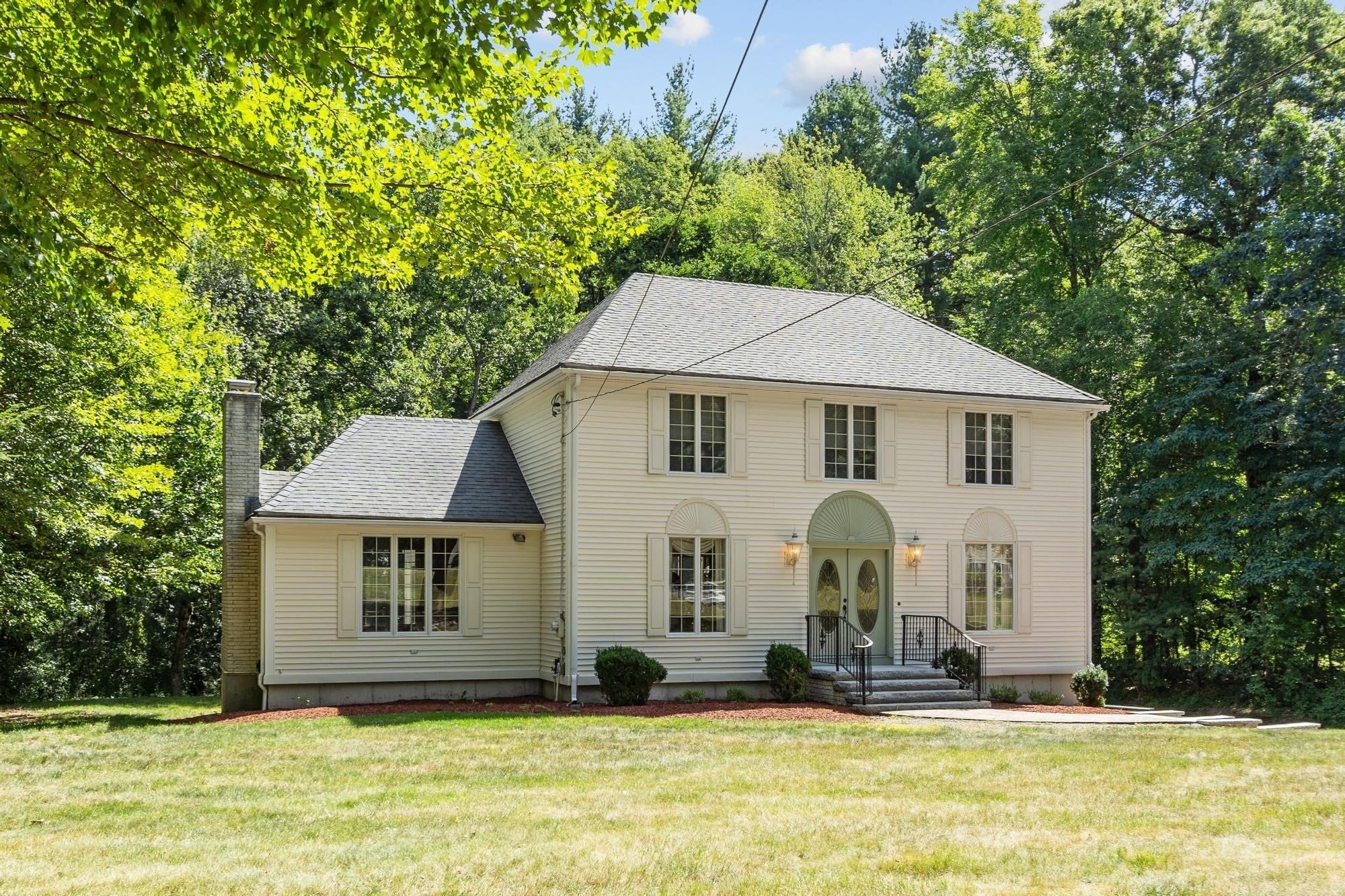 10 Zeus Drive, Chelmsford, MA Photo #1