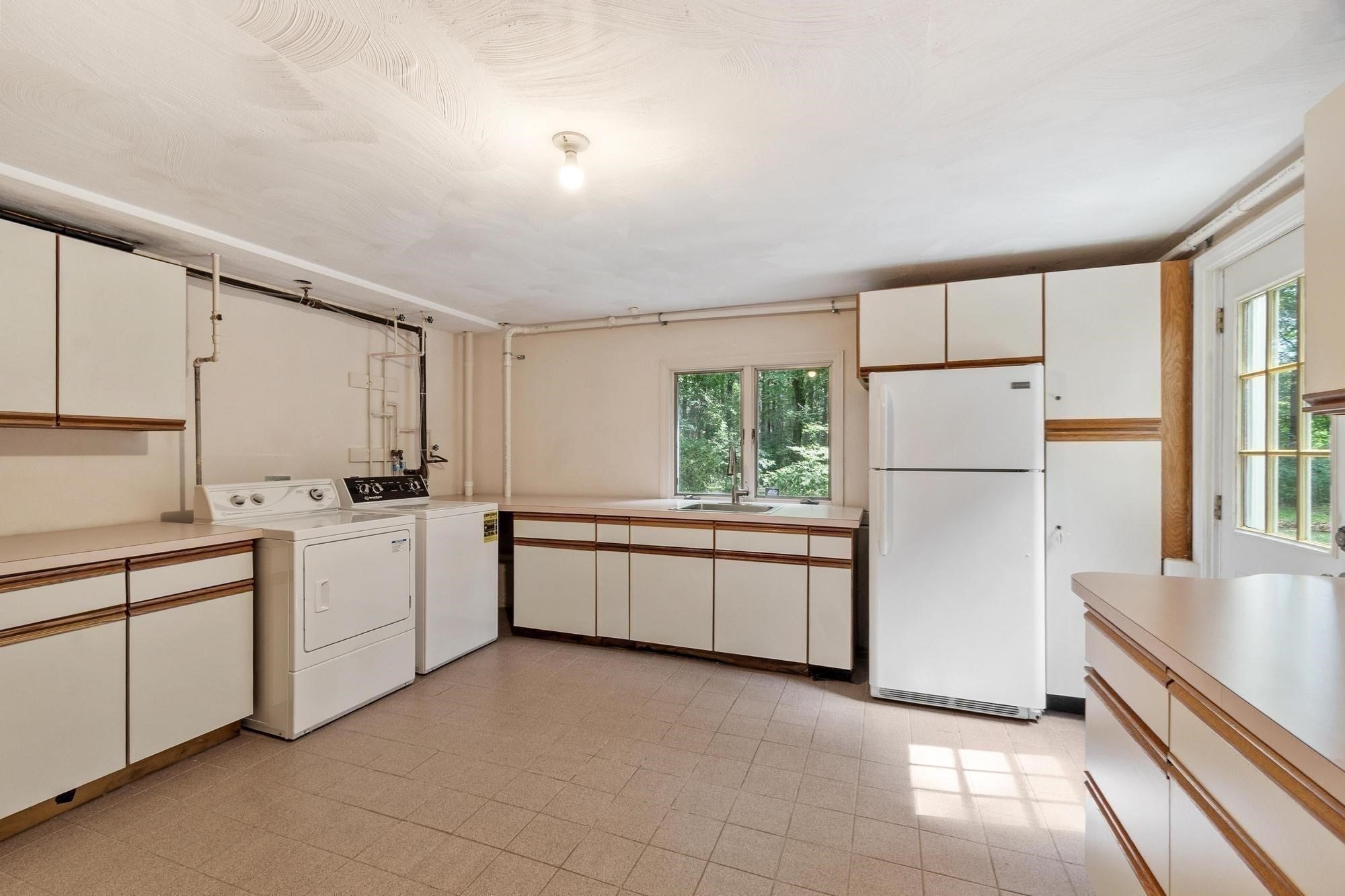 10 Zeus Drive, Chelmsford, MA Photo #26