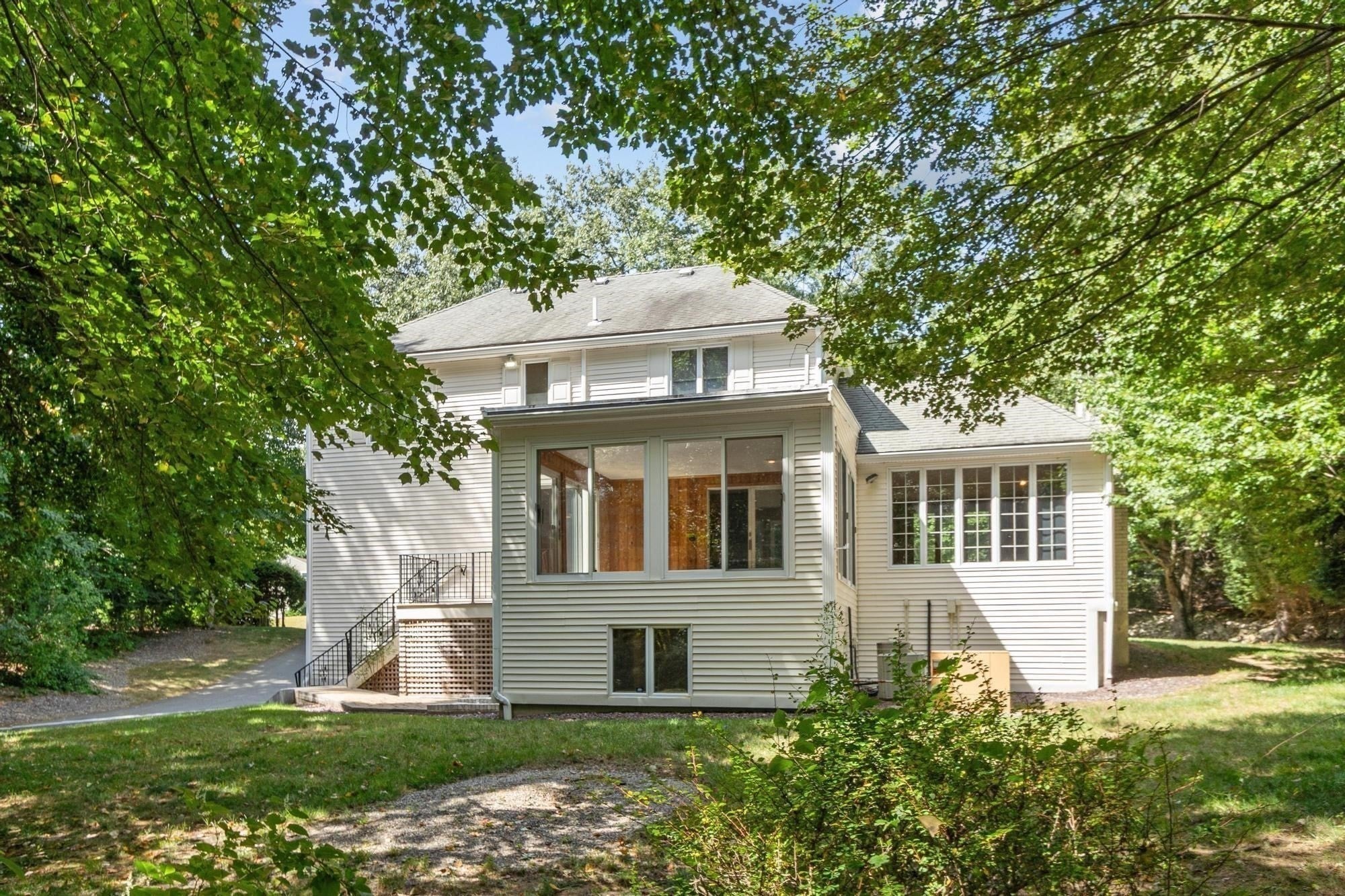 10 Zeus Drive