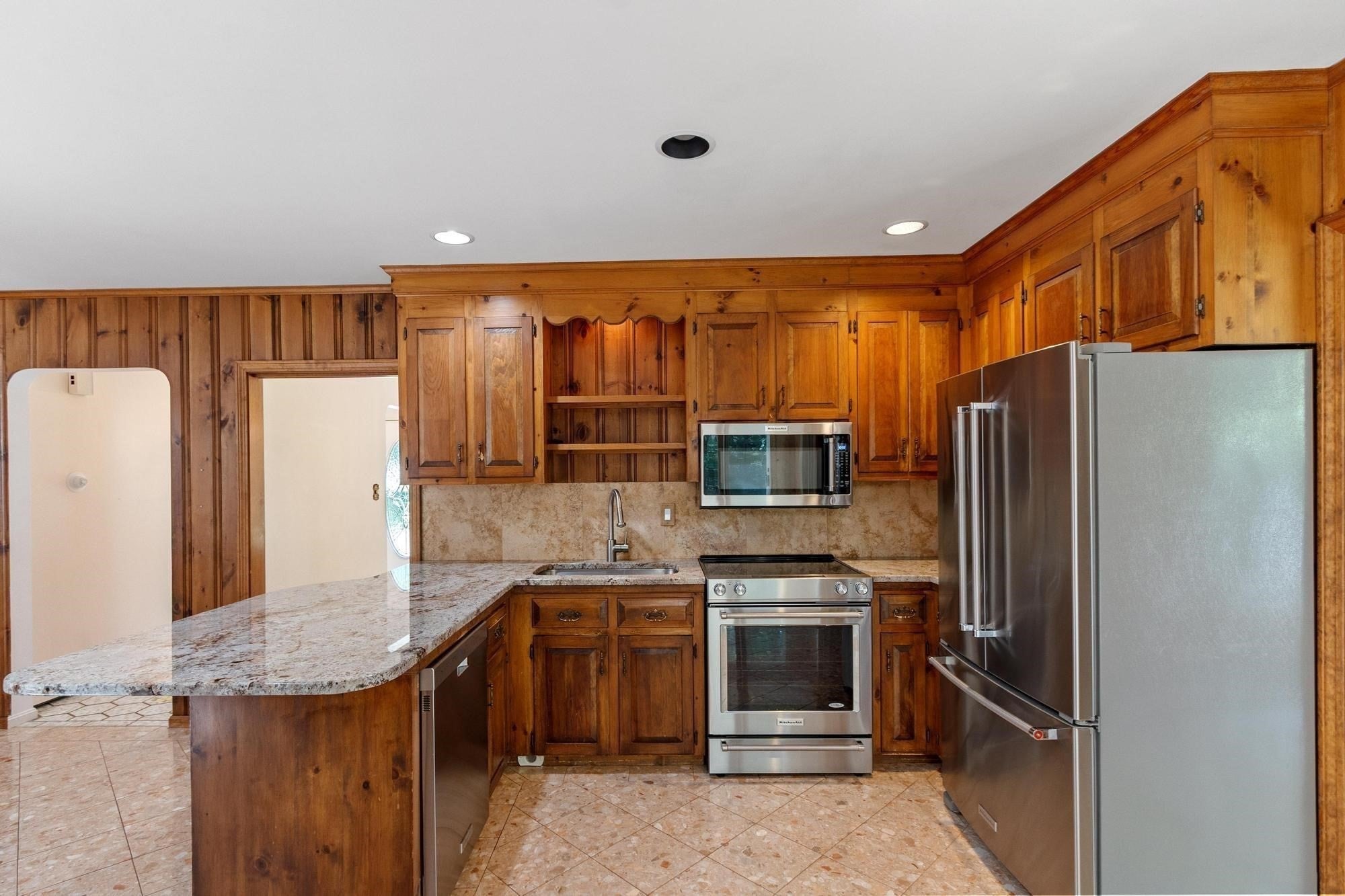 10 Zeus Drive, Chelmsford, MA Photo #13