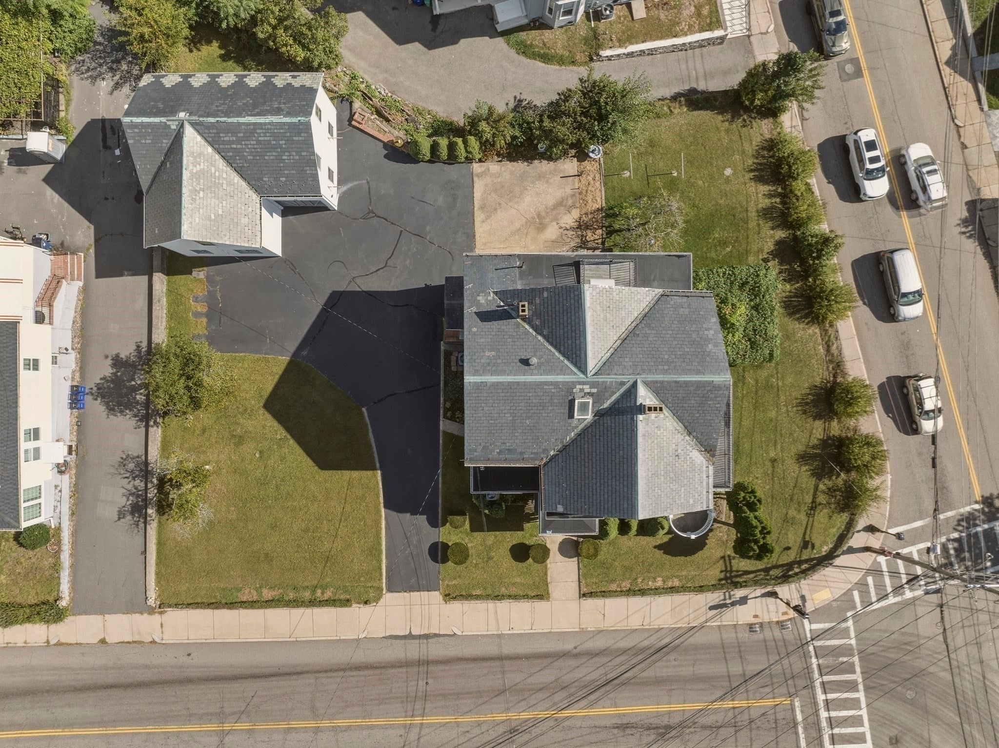 260 Metropolitan Ave